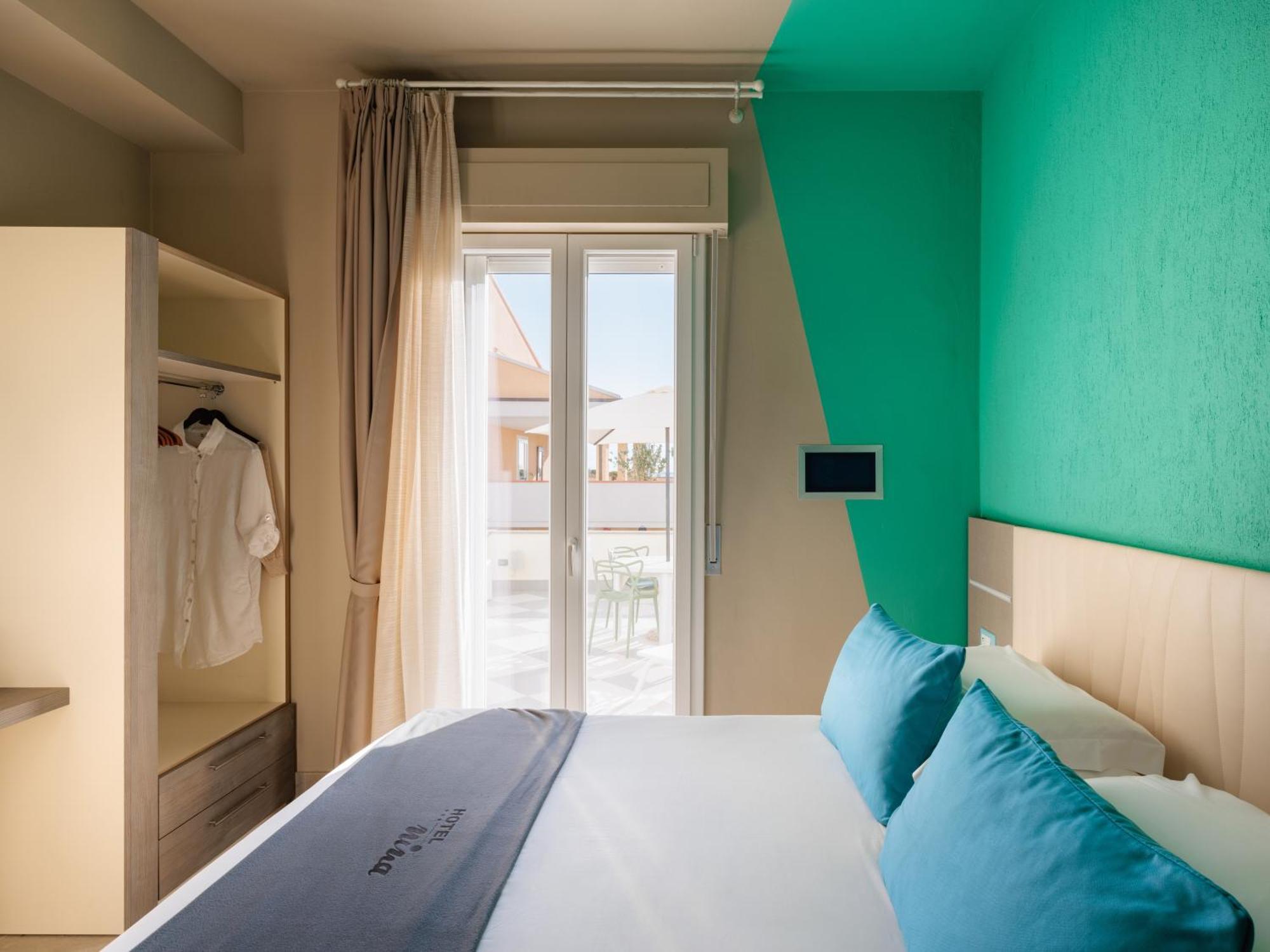 Hotel Nina Marina Di Bibbona Eksteriør billede
