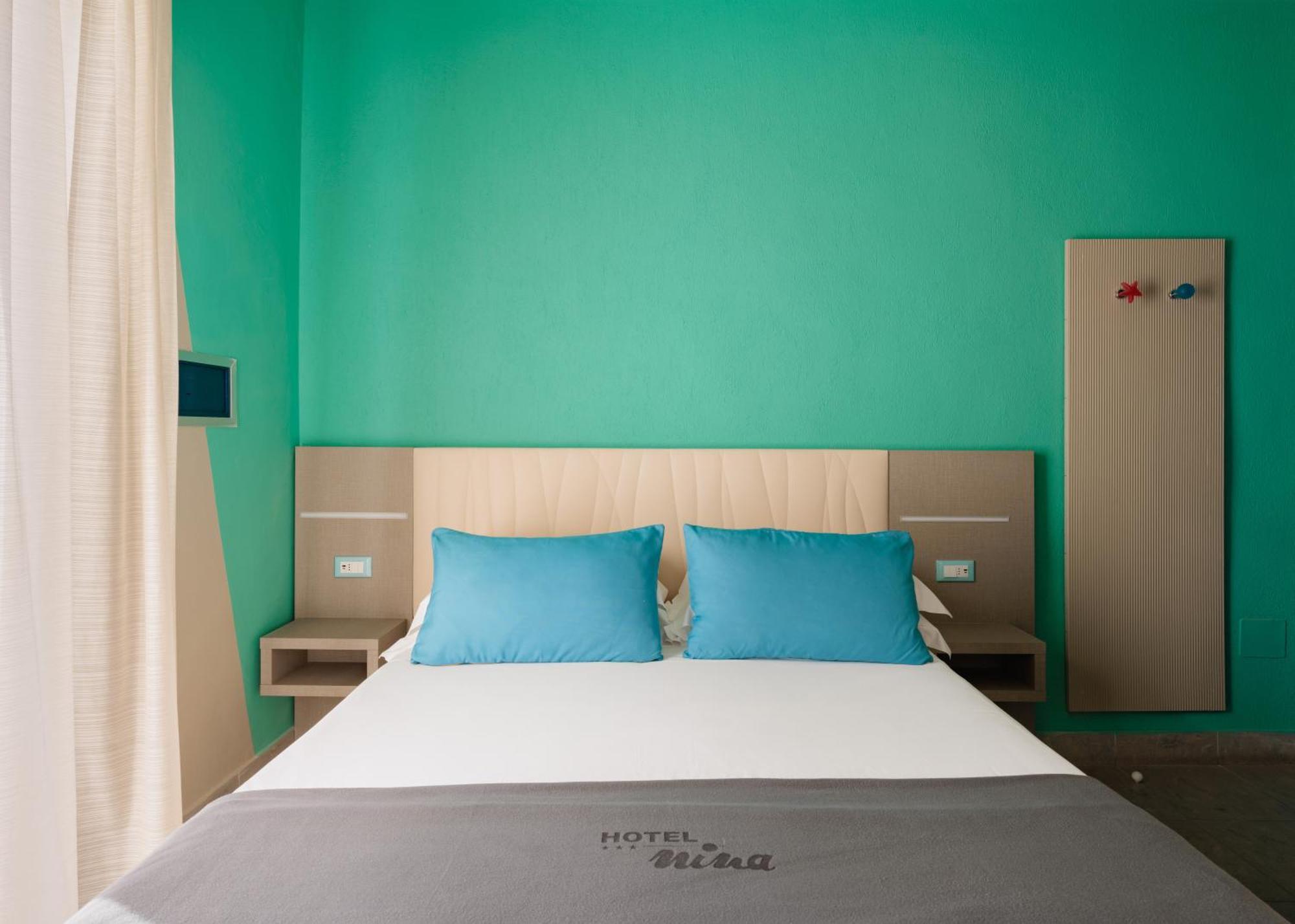 Hotel Nina Marina Di Bibbona Eksteriør billede